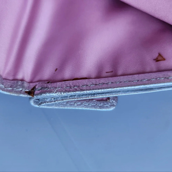 Coach Poppy Irridescent Shimmer Leather Square Zipper Wallet - Picture 9 of 9